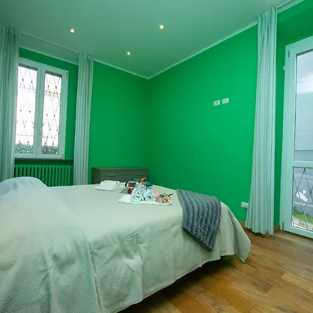 Апартаменты Sleeps 4 Wifi *